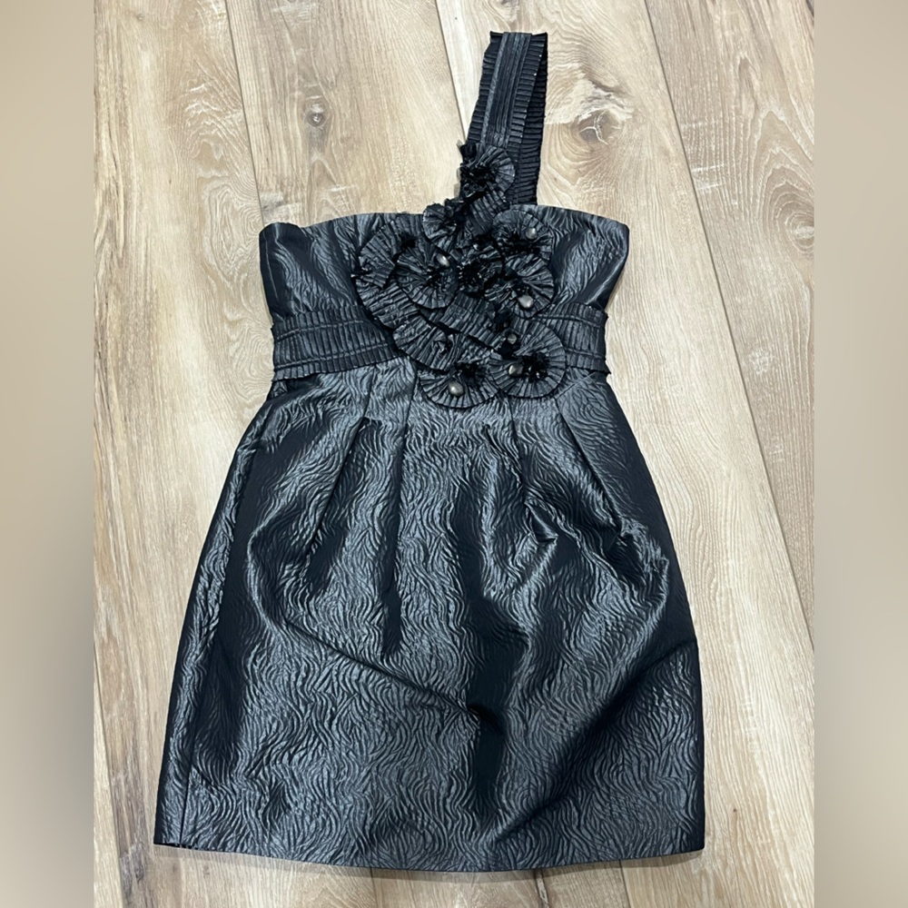 BCBGMaxAzria Black Strapless Dress with Floral Detail